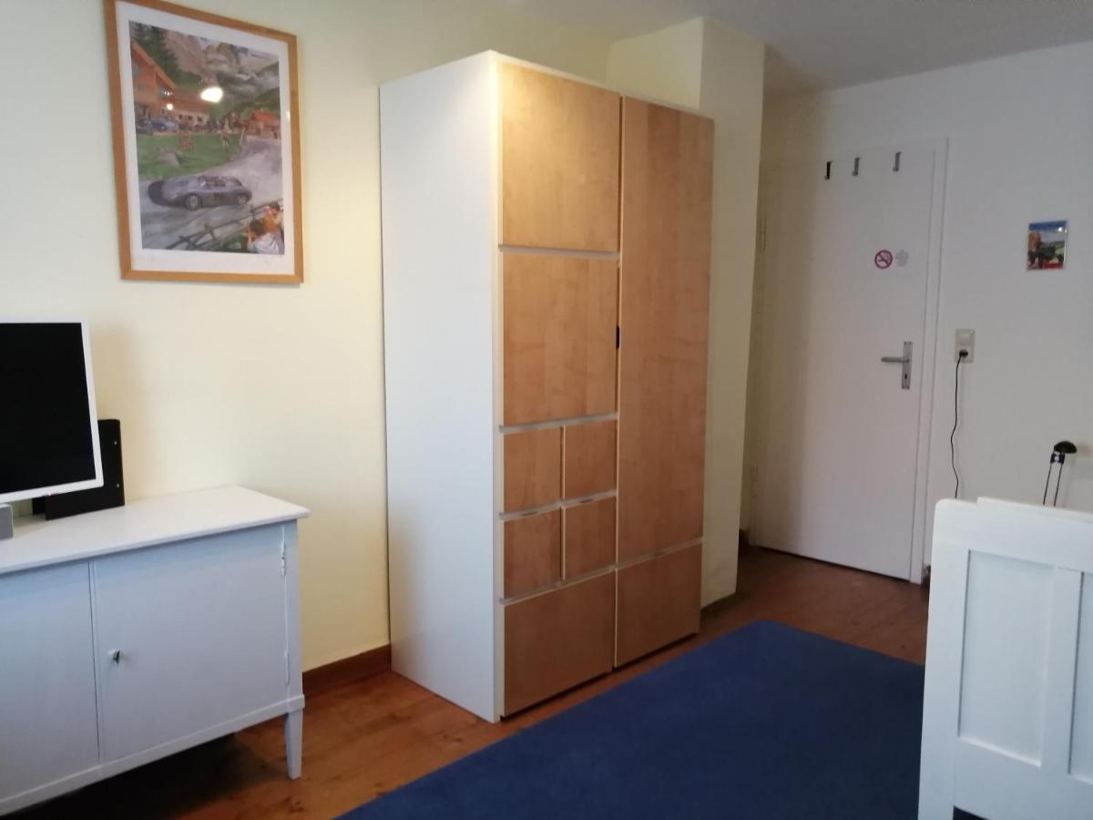 Apartment & Zimmer Familie Trescher Tübingen Exterior foto