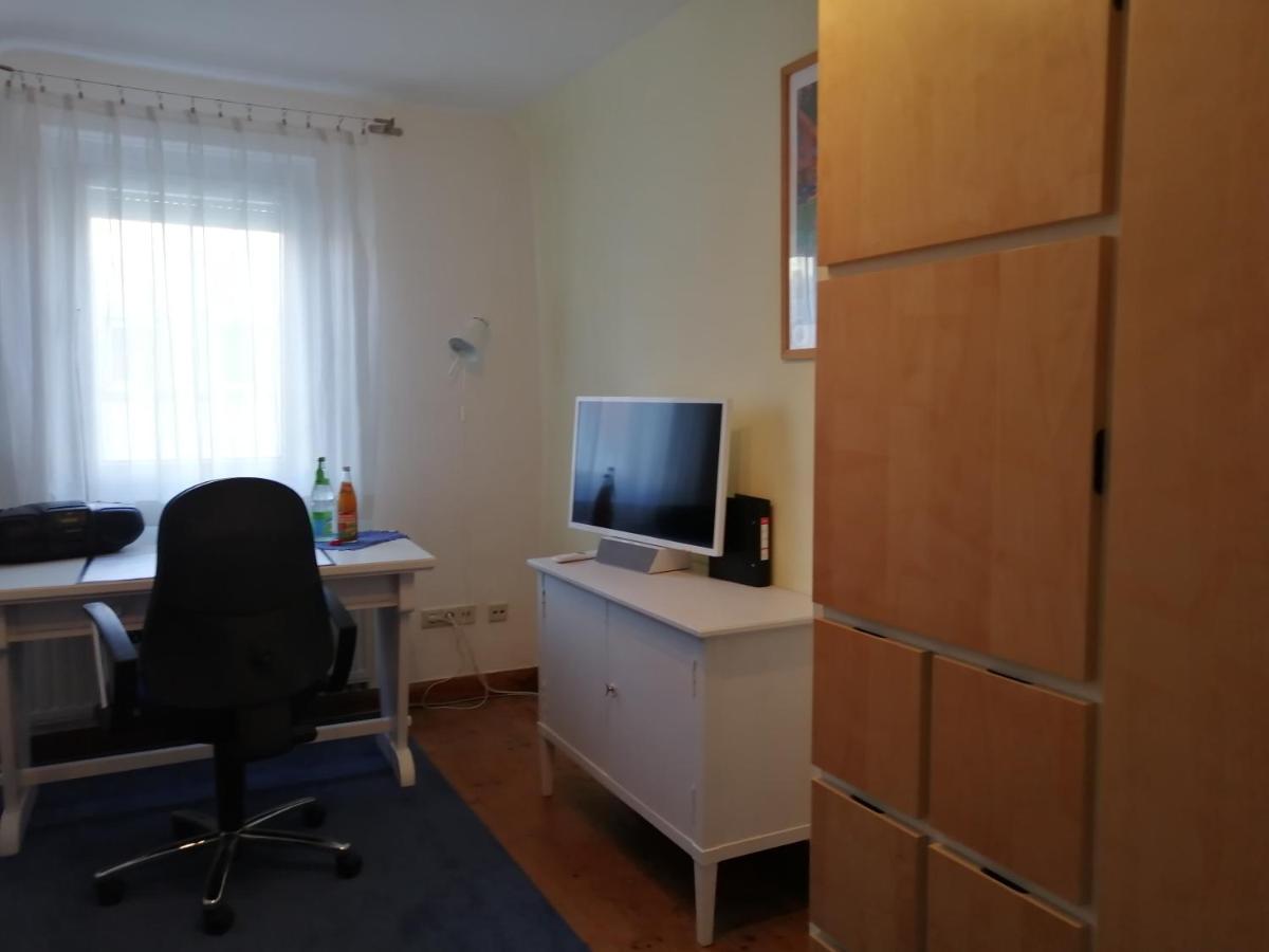 Apartment & Zimmer Familie Trescher Tübingen Exterior foto