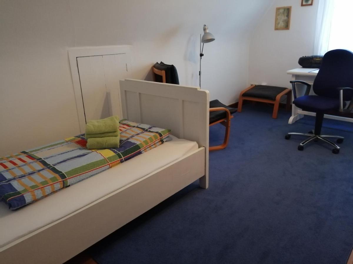 Apartment & Zimmer Familie Trescher Tübingen Exterior foto