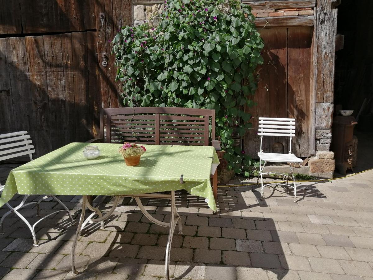 Apartment & Zimmer Familie Trescher Tübingen Exterior foto