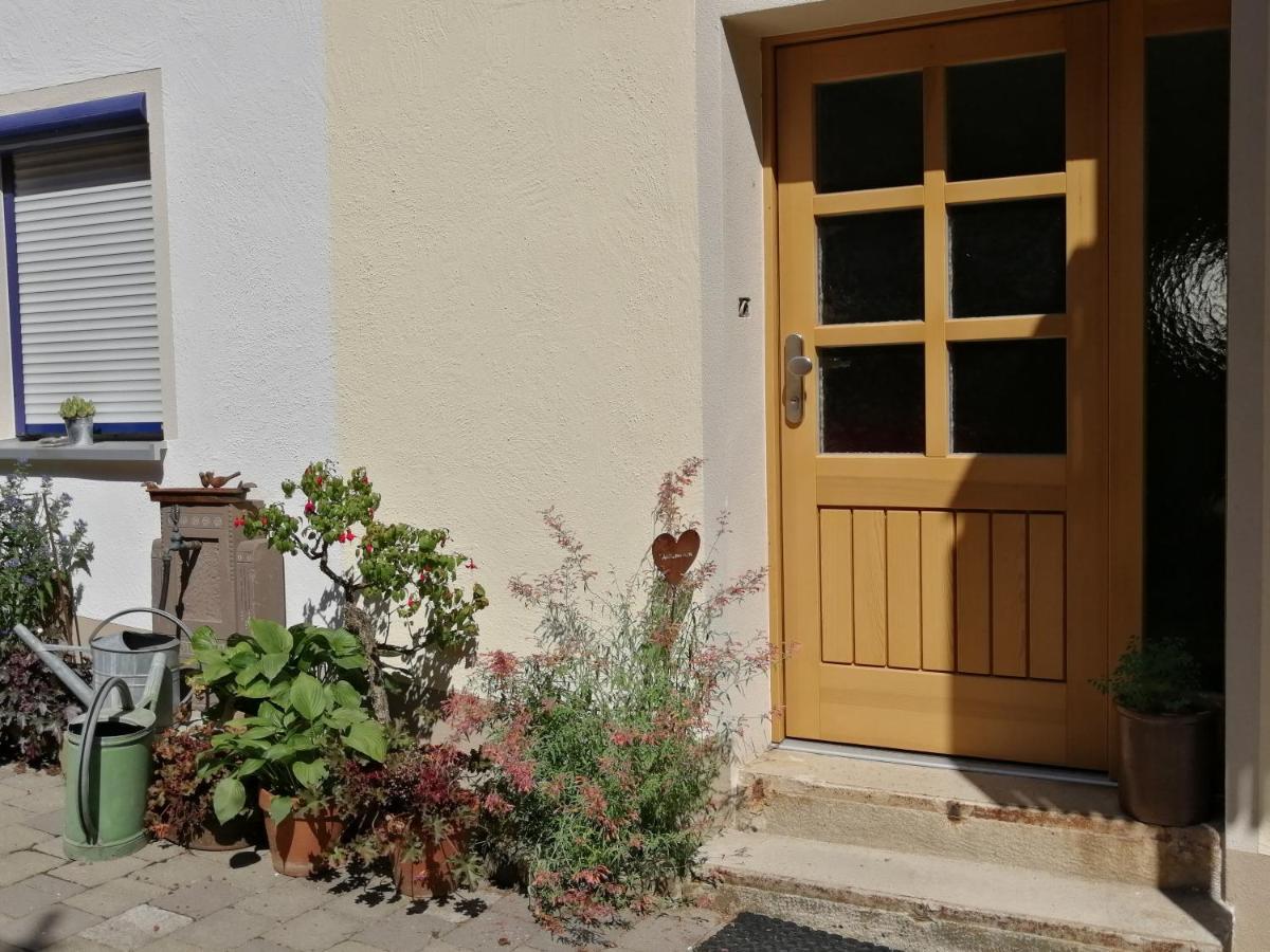 Apartment & Zimmer Familie Trescher Tübingen Exterior foto