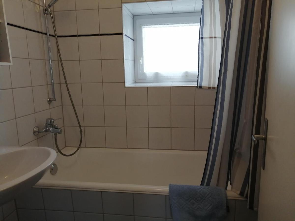 Apartment & Zimmer Familie Trescher Tübingen Exterior foto